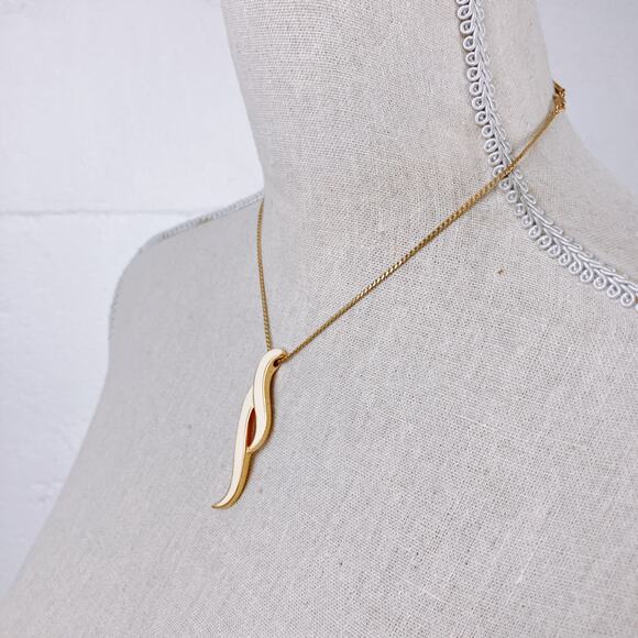 Vintage Signed Monet Necklace Modernist Cream Enamel Gold Tone 1980s - Picture 6 of 13